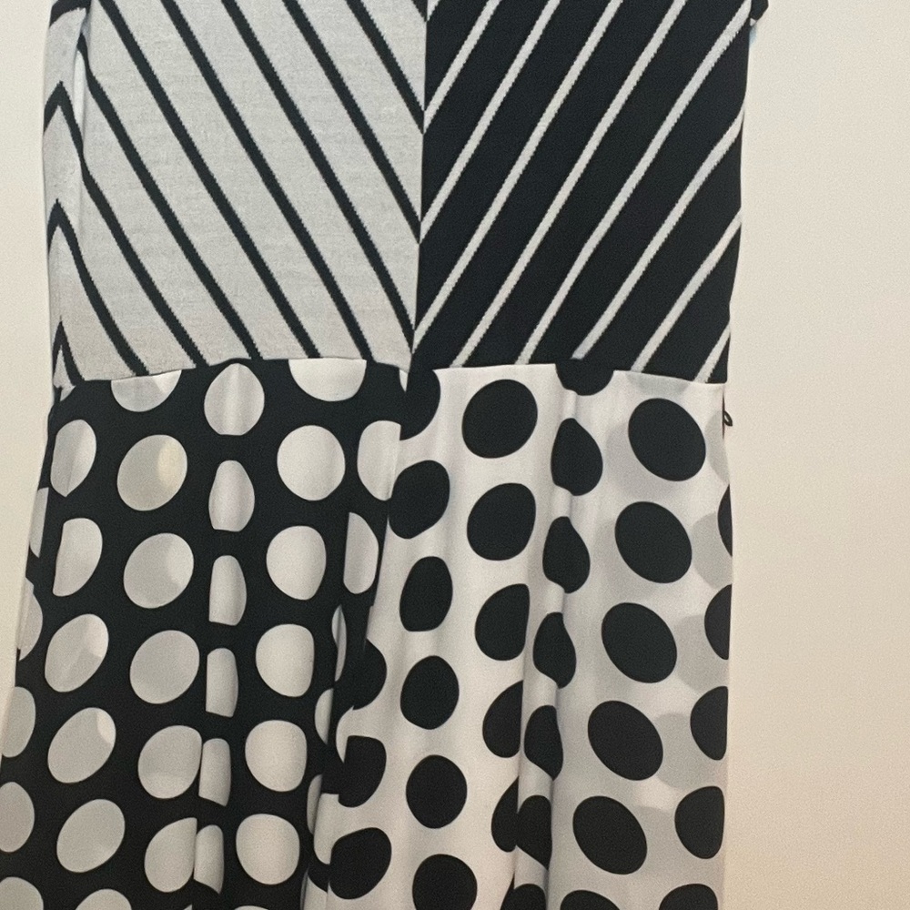 New York and Company. Black and white dress. Size L